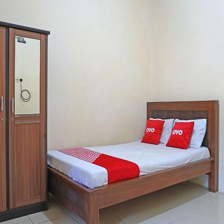 Oyo 91762 Green Home Stay Syariah ปูร์วาการ์ตา ภายนอก รูปภาพ