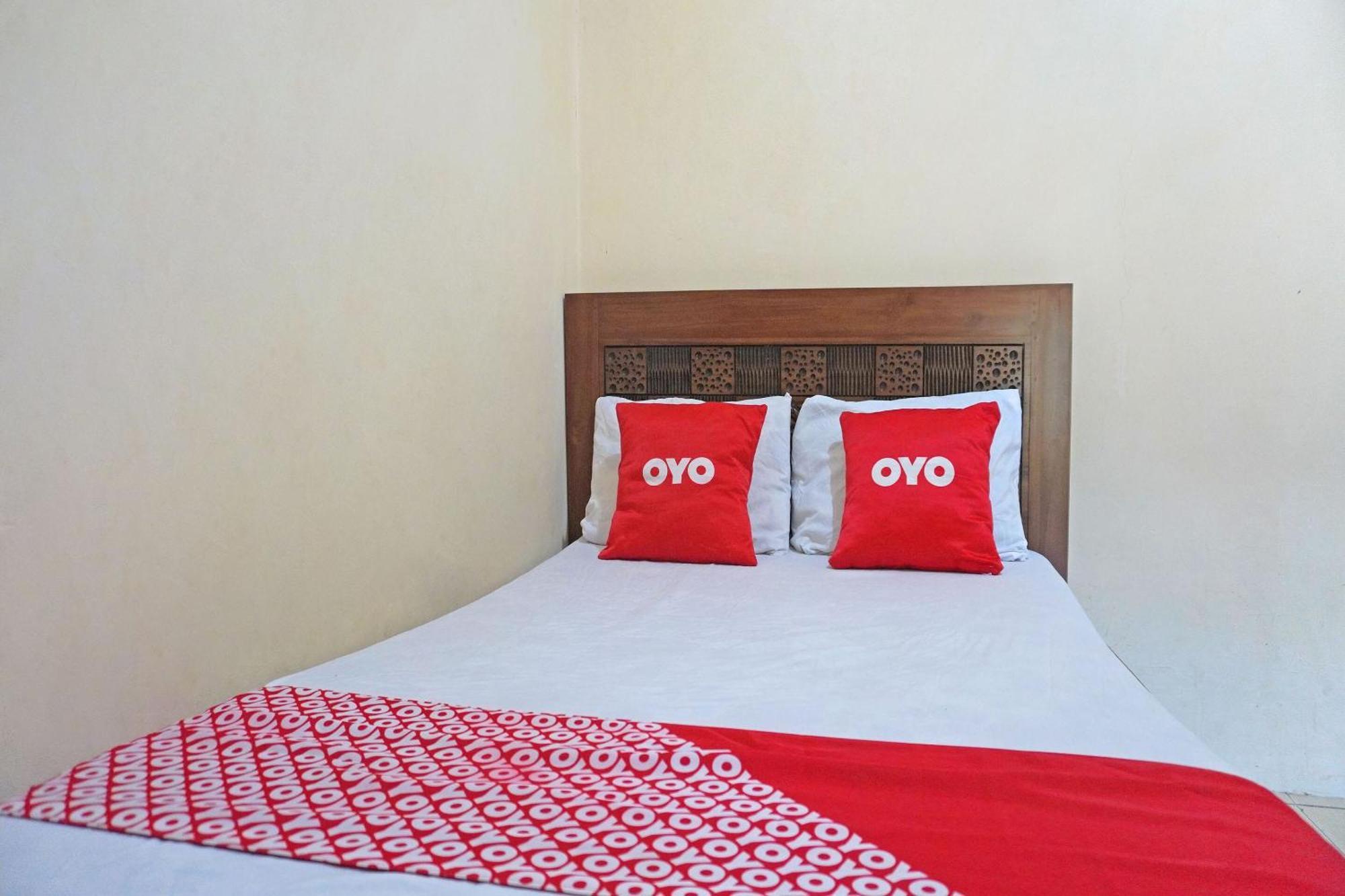 Oyo 91762 Green Home Stay Syariah ปูร์วาการ์ตา ภายนอก รูปภาพ