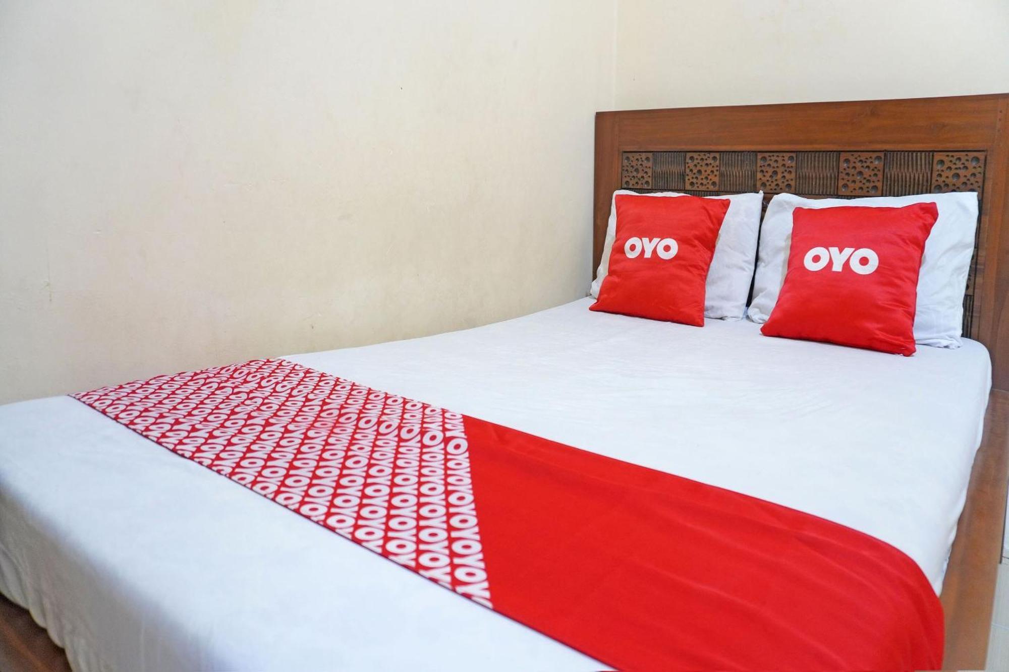 Oyo 91762 Green Home Stay Syariah ปูร์วาการ์ตา ภายนอก รูปภาพ