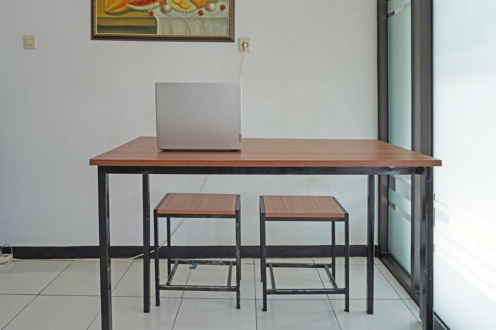 Oyo 91762 Green Home Stay Syariah ปูร์วาการ์ตา ภายนอก รูปภาพ