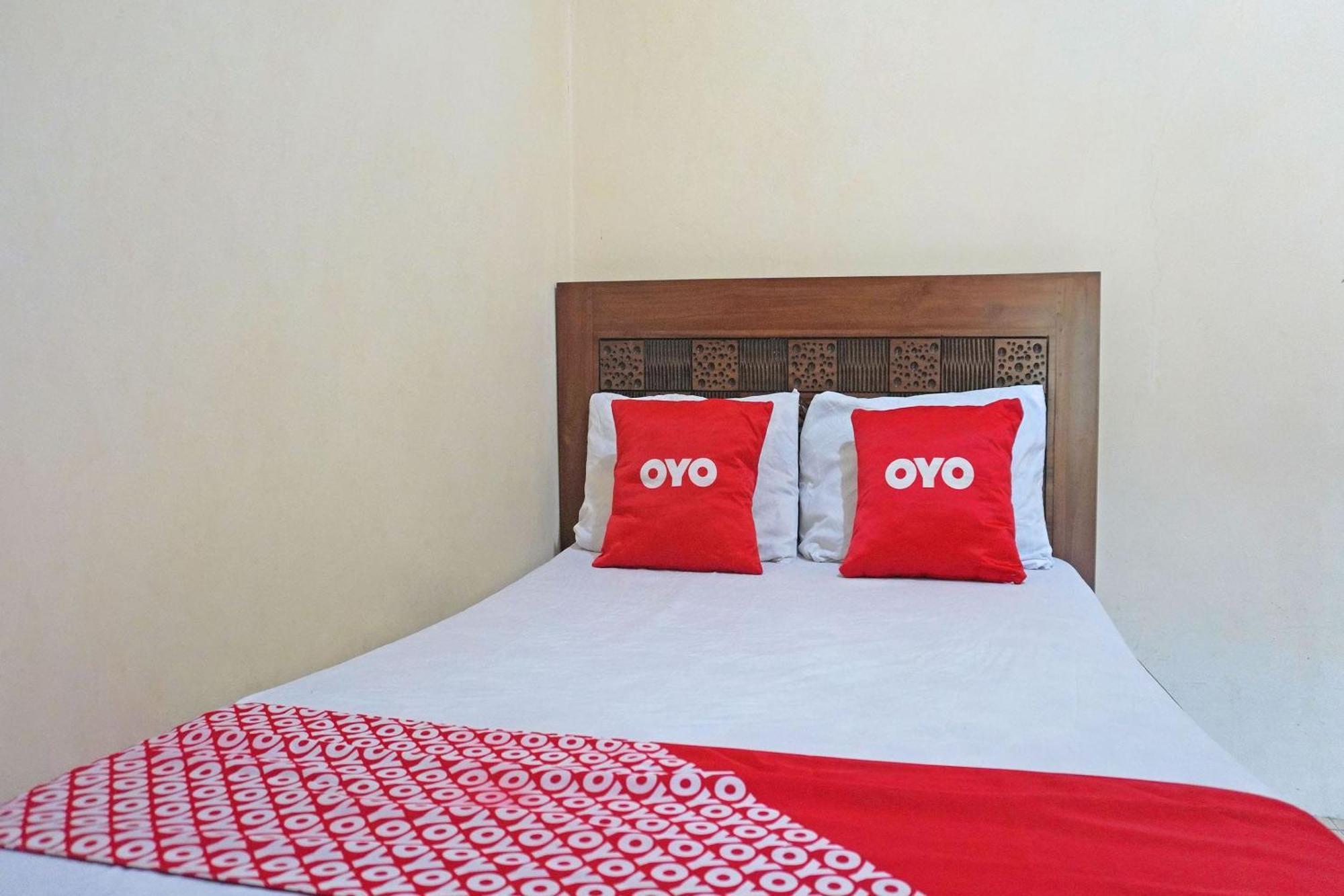 Oyo 91762 Green Home Stay Syariah ปูร์วาการ์ตา ภายนอก รูปภาพ